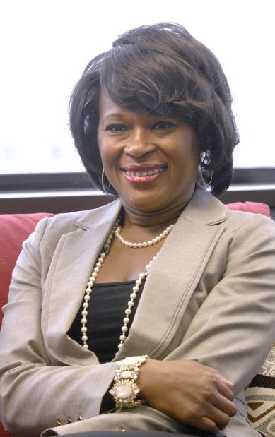 Carla Barnes